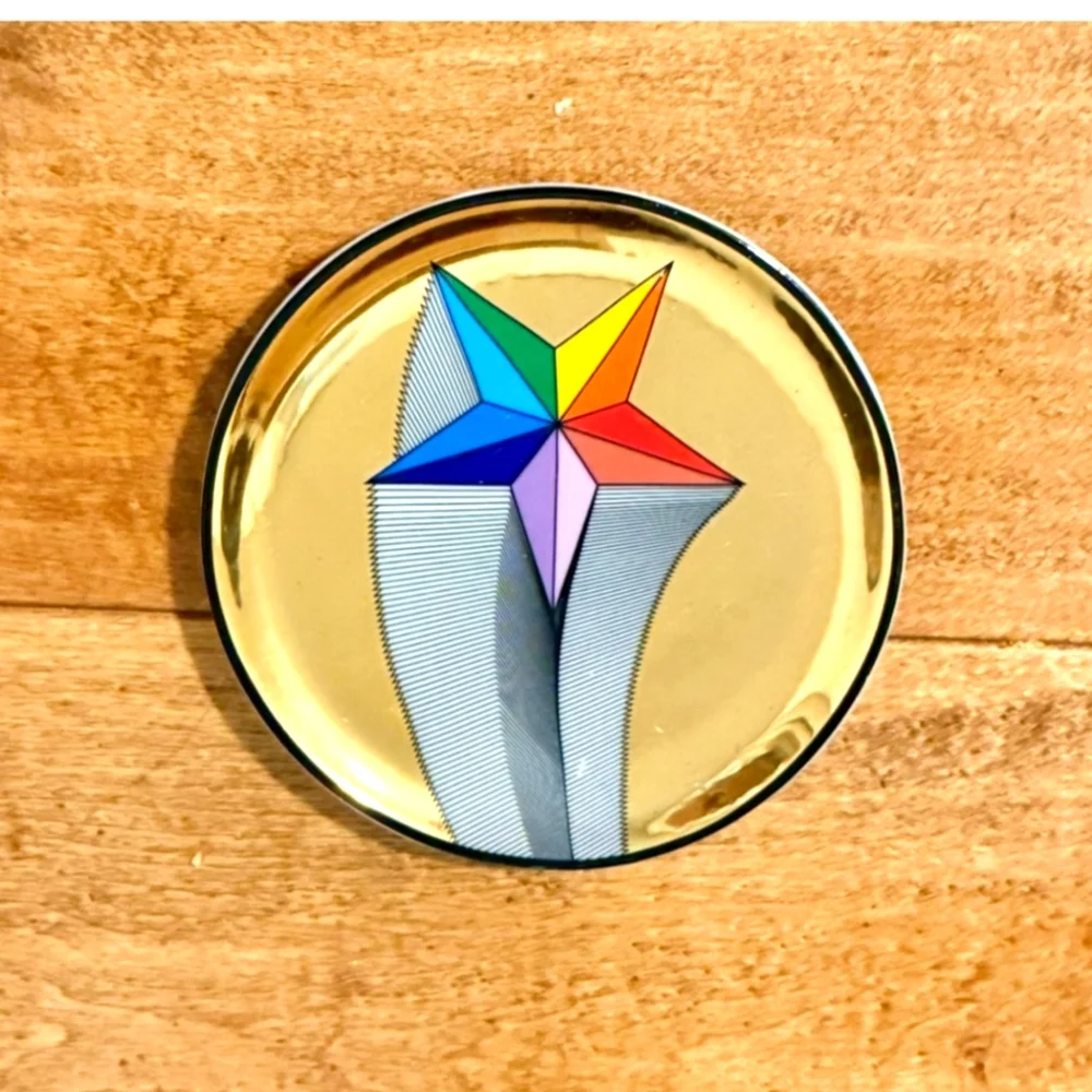 Out of the world gay AF Jonathan adler gold tone shooting star trinket tray